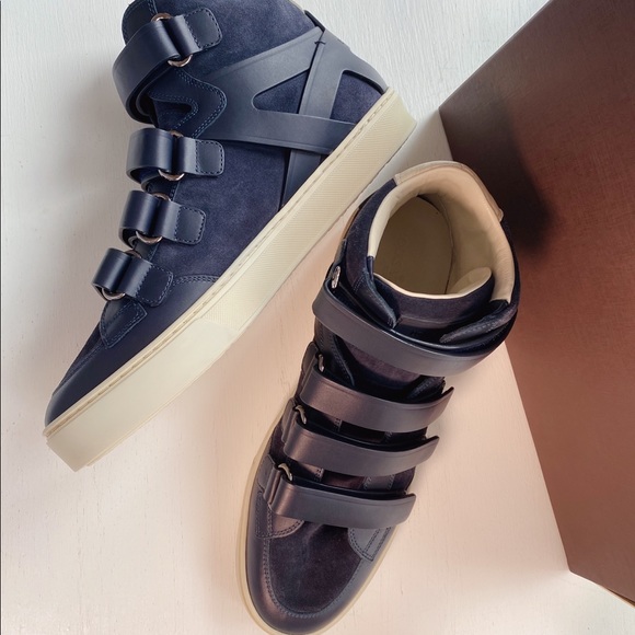 Brand New Louis Vuitton Sneaker Size 8.5 - Picture 2 of 4